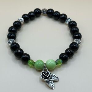 Handmade Ivy Rose Bracelet (Stretchy)